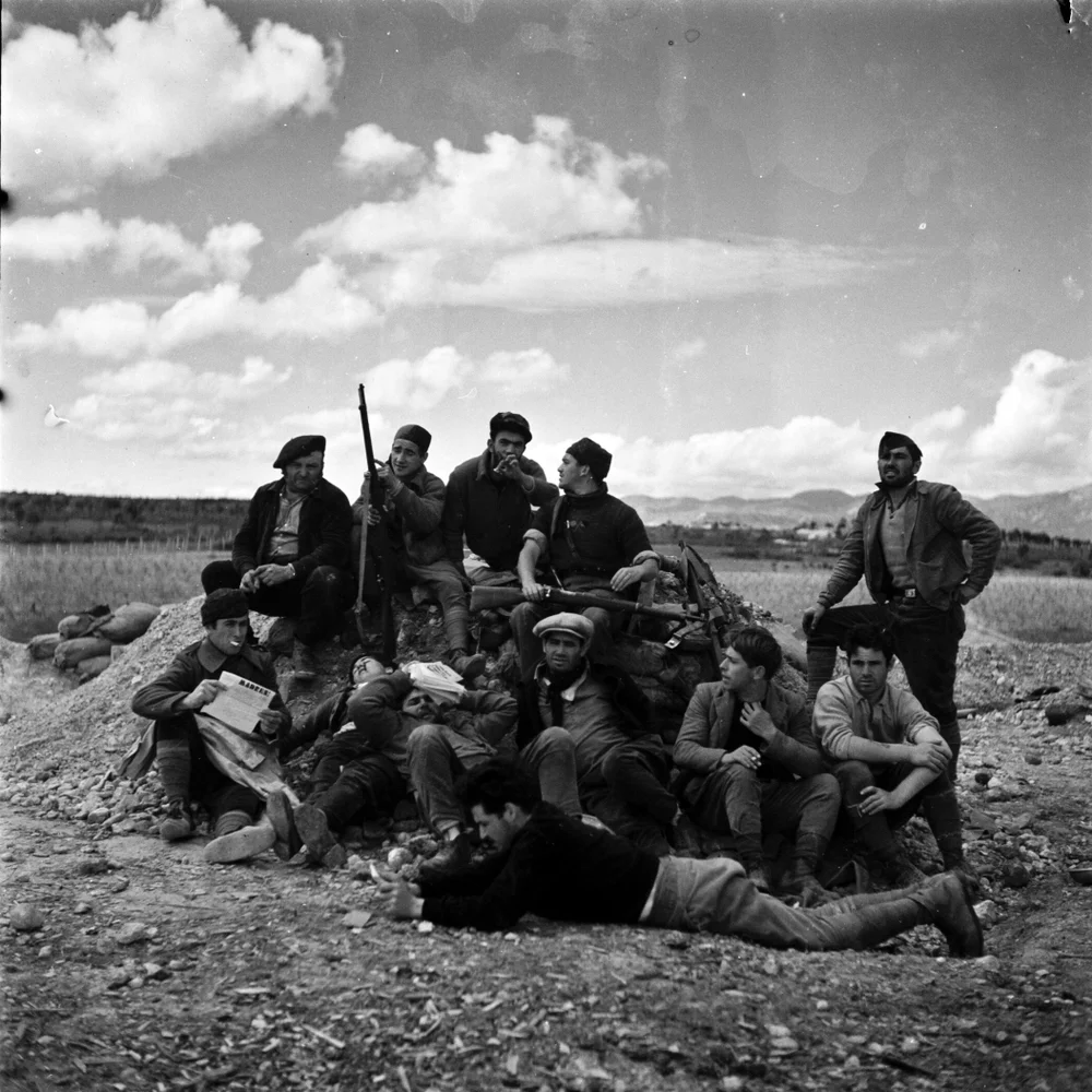 Lost photo from Spanish civil war