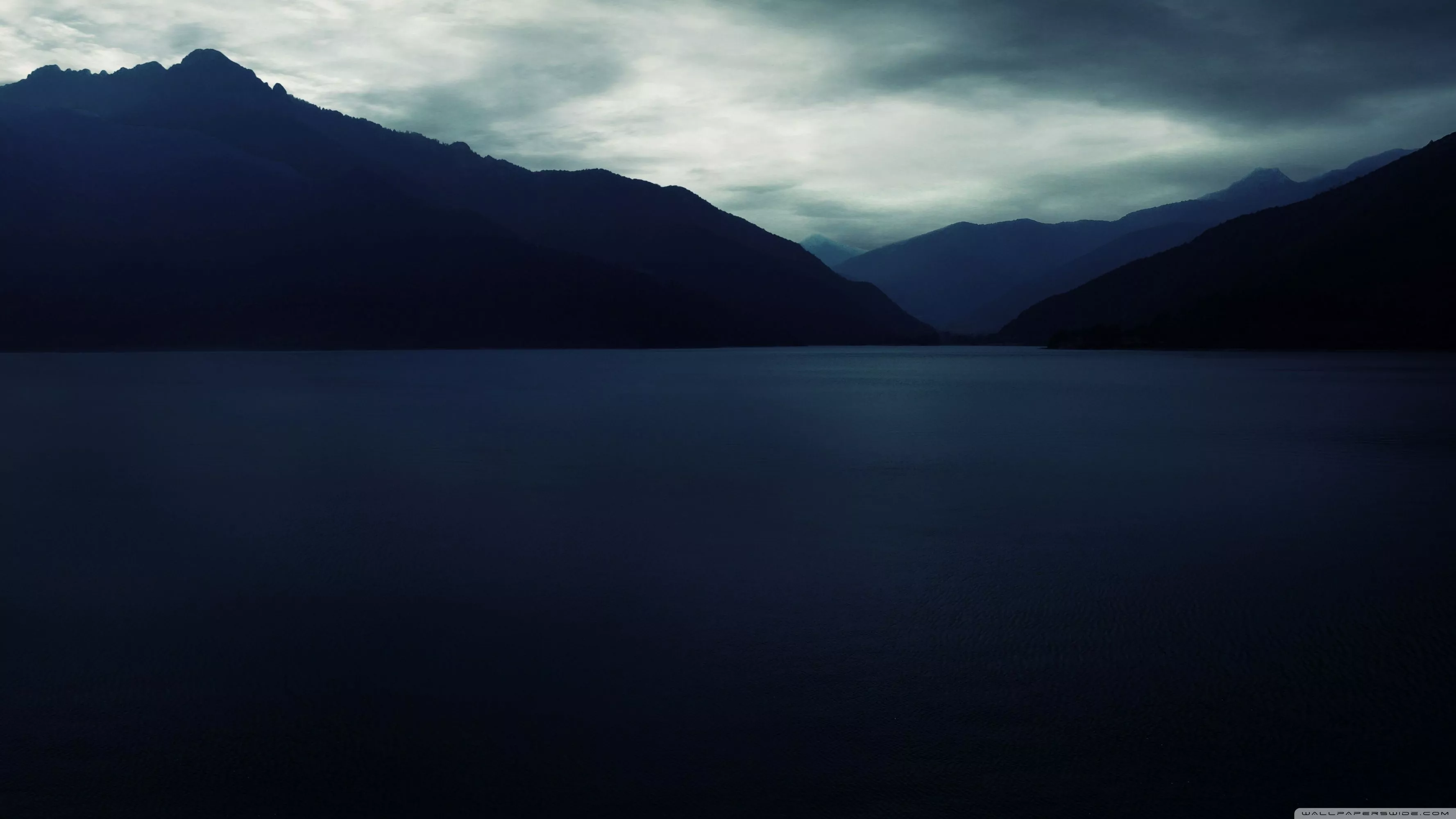 Dark Mountains Ultra HD Wallpaper