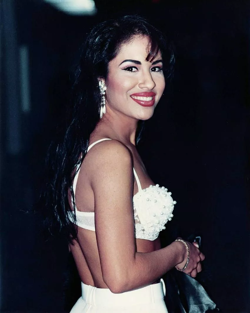Selena Quintanilla iPhone. access