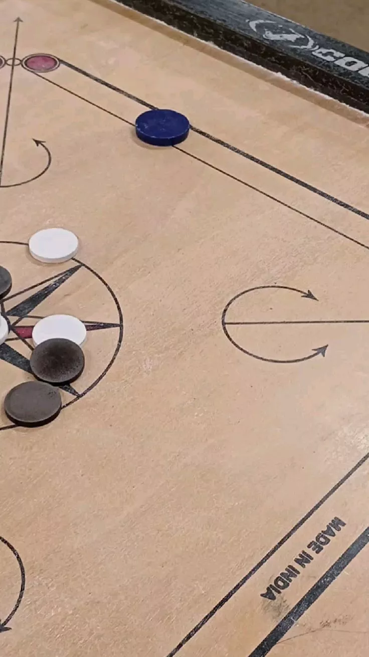 carrom board