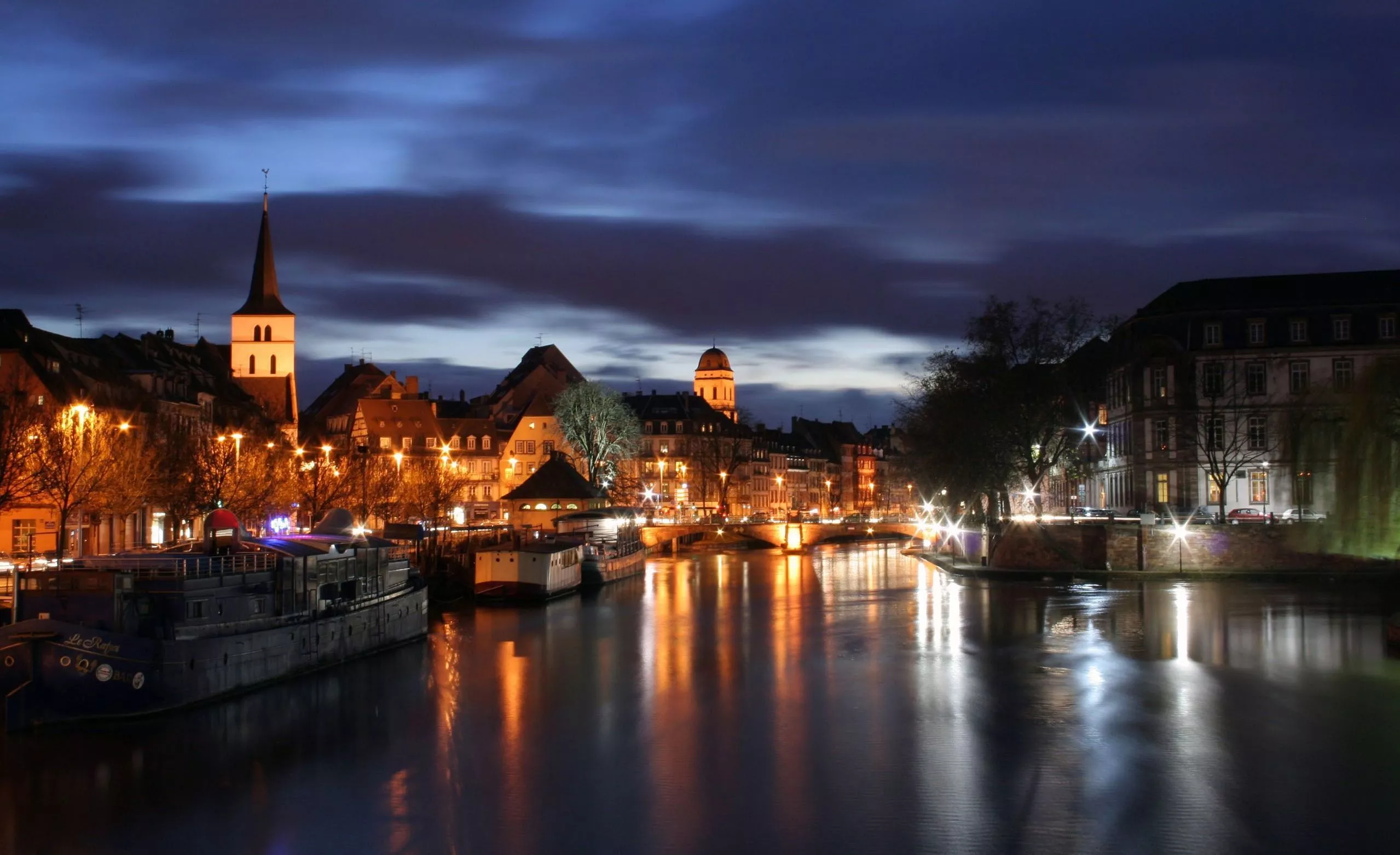 Mobile wallpaper: Strasbourg, Europe