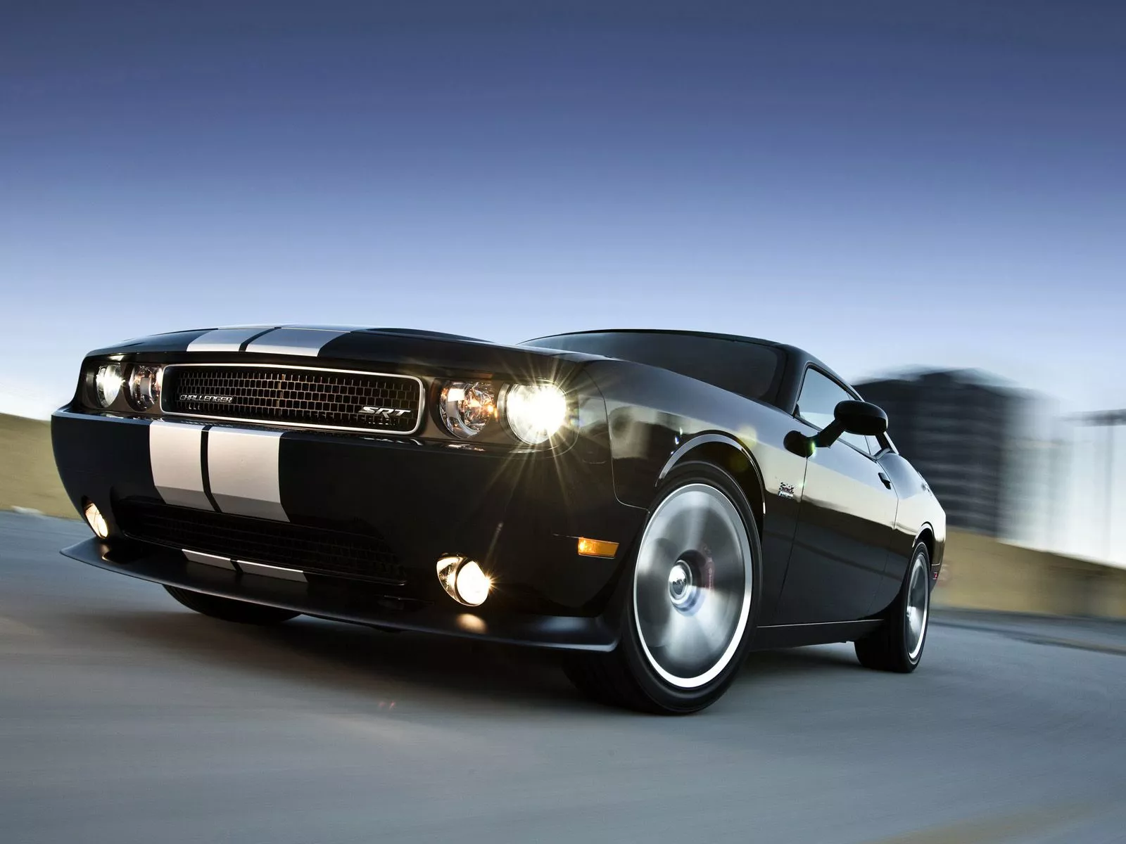 Download Dodge Challenger SRT8 392