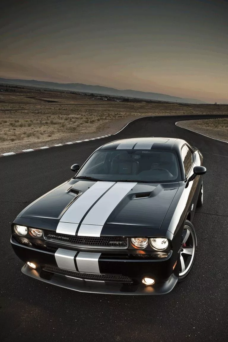 Dodge Challenger SRT8 392