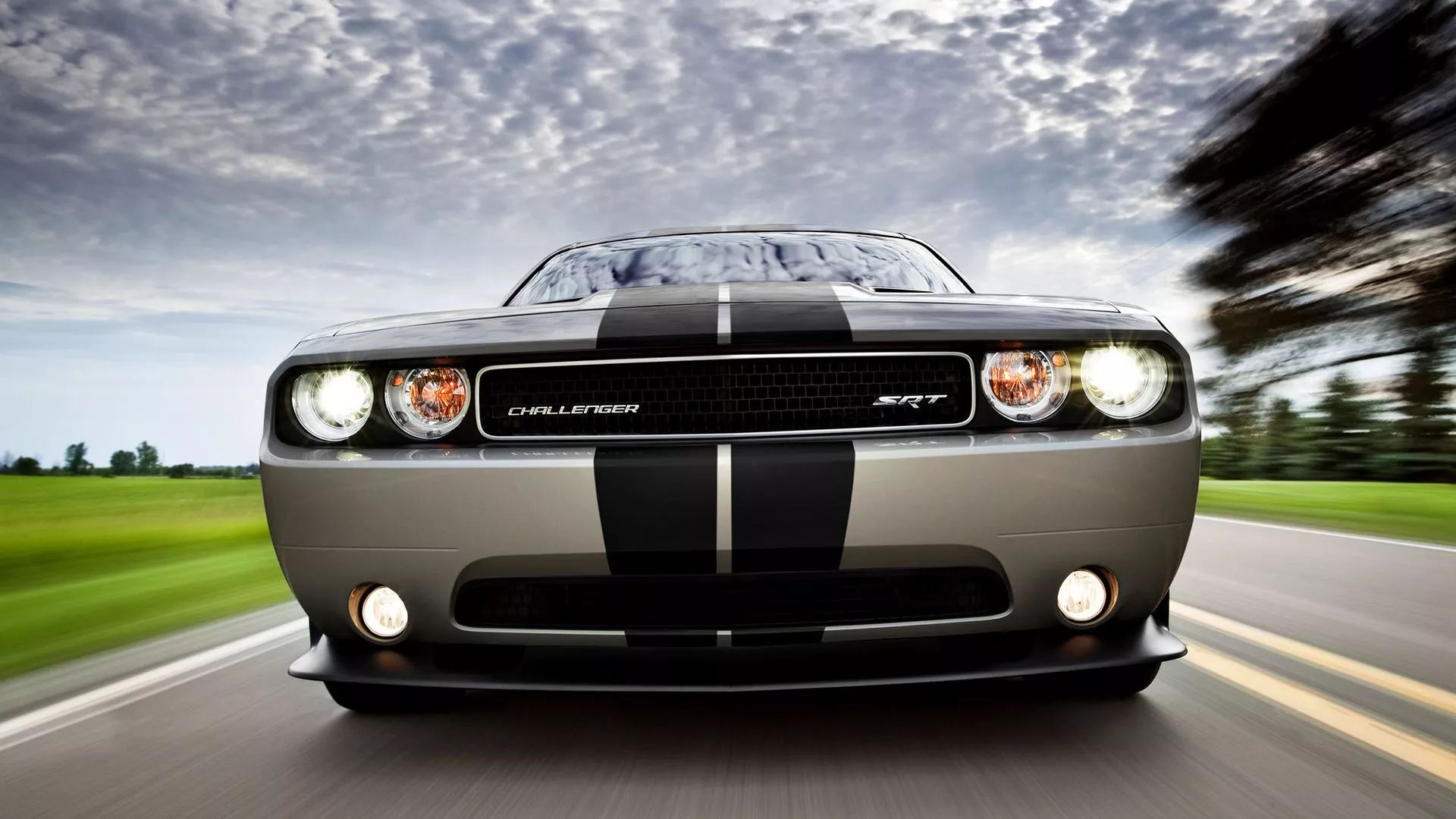 Dodge Challenger SRT8 392
