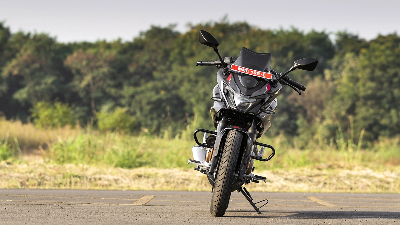image of Bajaj Pulsar F250
