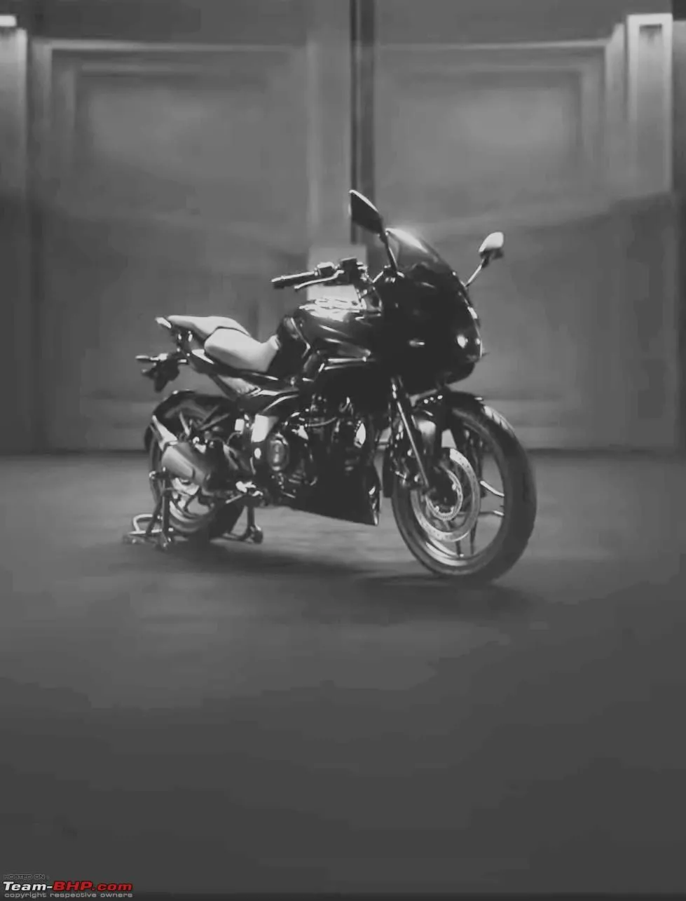 Bajaj Pulsar F250 & N250 launched