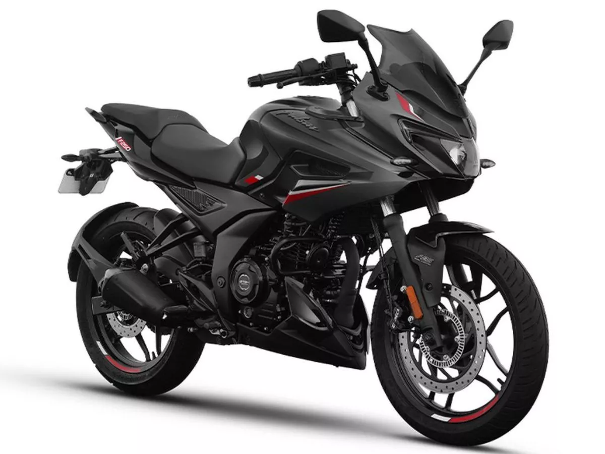 Bajaj Pulsar 250 Black Price Is Rs. 1.5