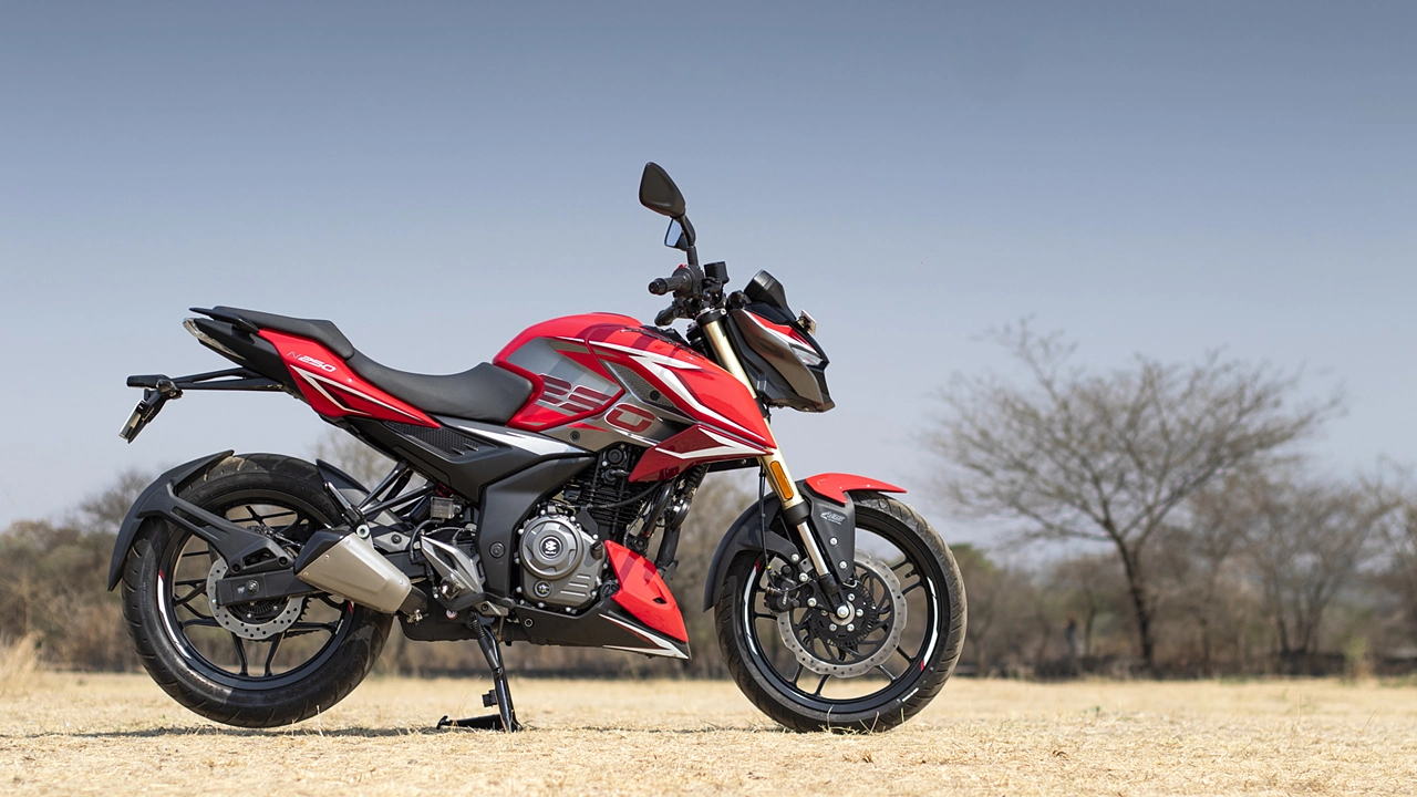image of Bajaj Pulsar N250