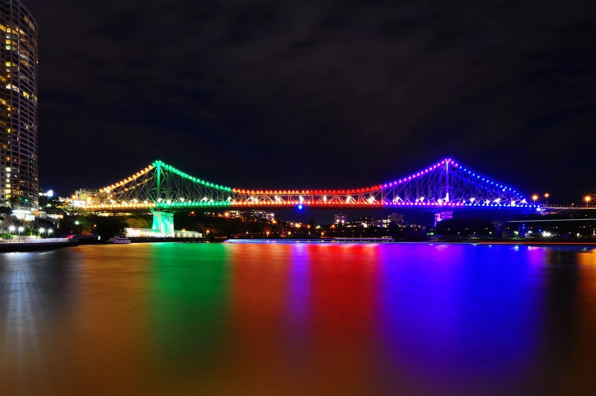 Download Brisbane River Australia Night