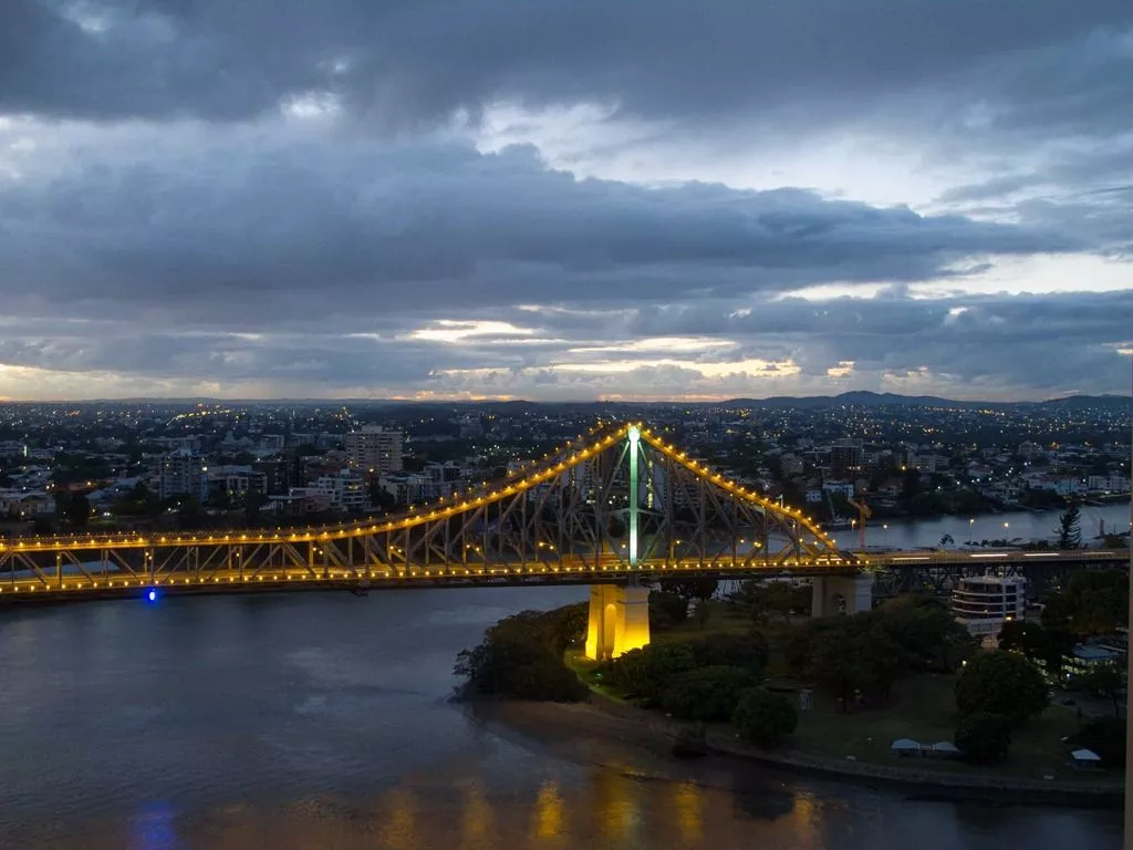BRISBANE STORY BRIDGE. Michael Weening