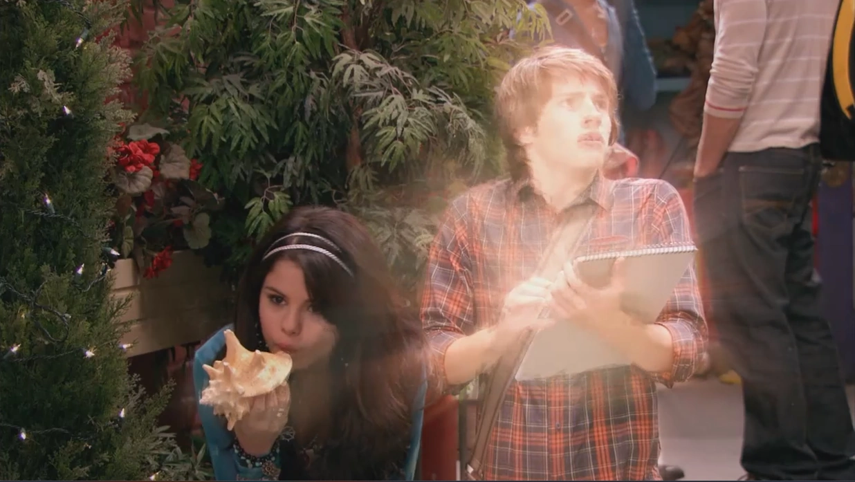 Alex Charms a Boy. Wizards of Waverly