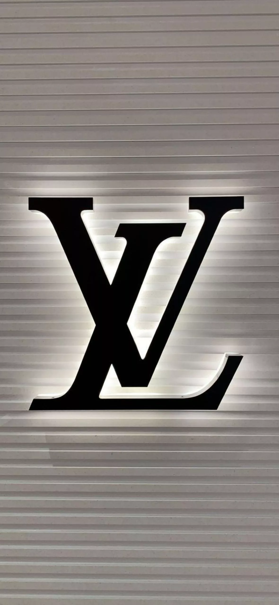 Louis Vuitton iPhone Wallpaper HQ