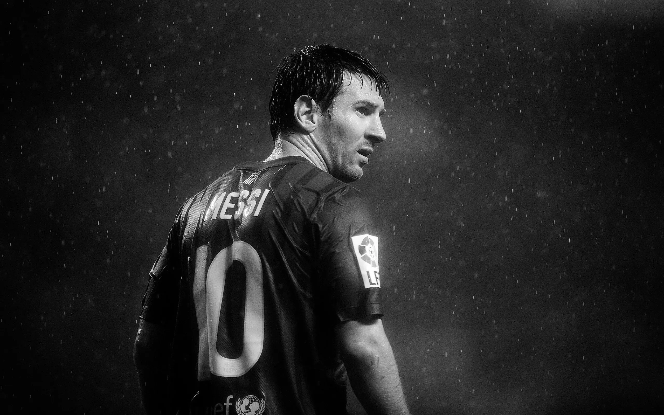 Lionel Messi Black & White Soccer HD Wallpaper