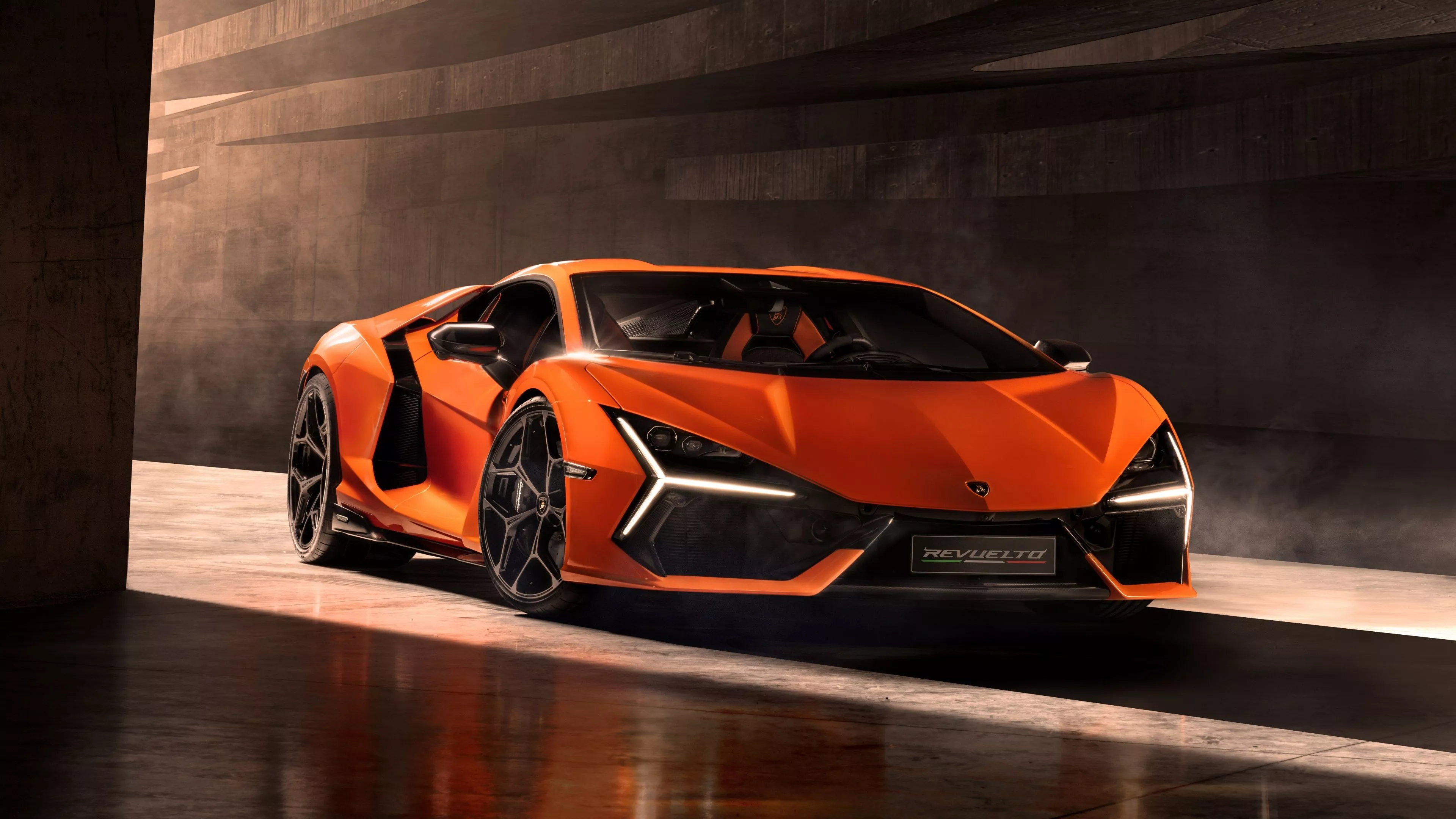 Lamborghini Revuelto 4K Wallpaper