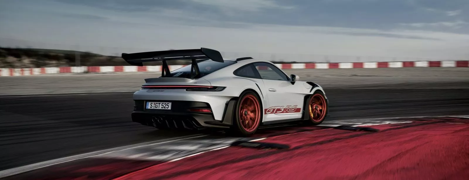GT3 RS − Dr. Ing. h.c. F. Porsche