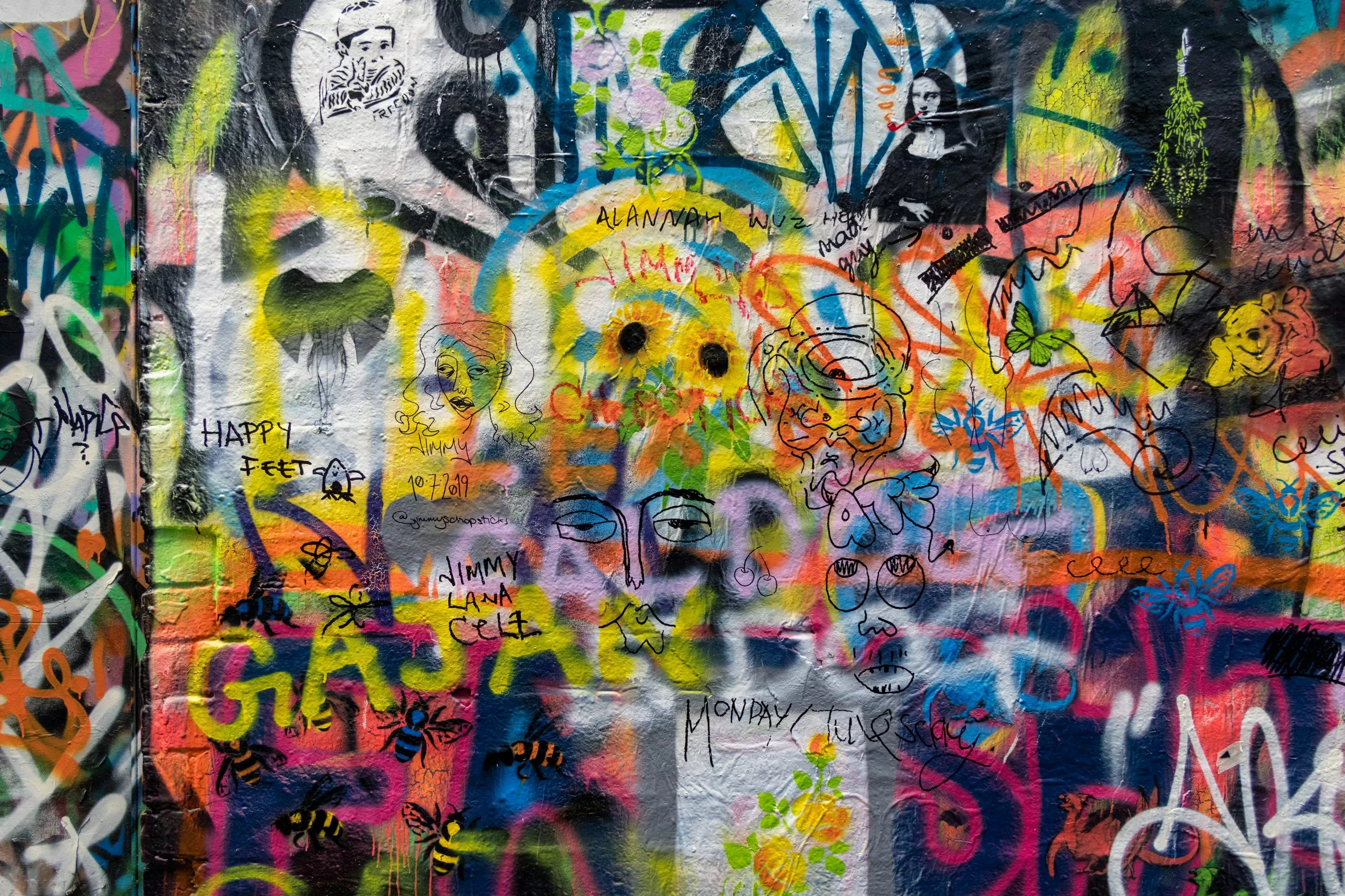 Graffiti Wallpaper: Free HD Download