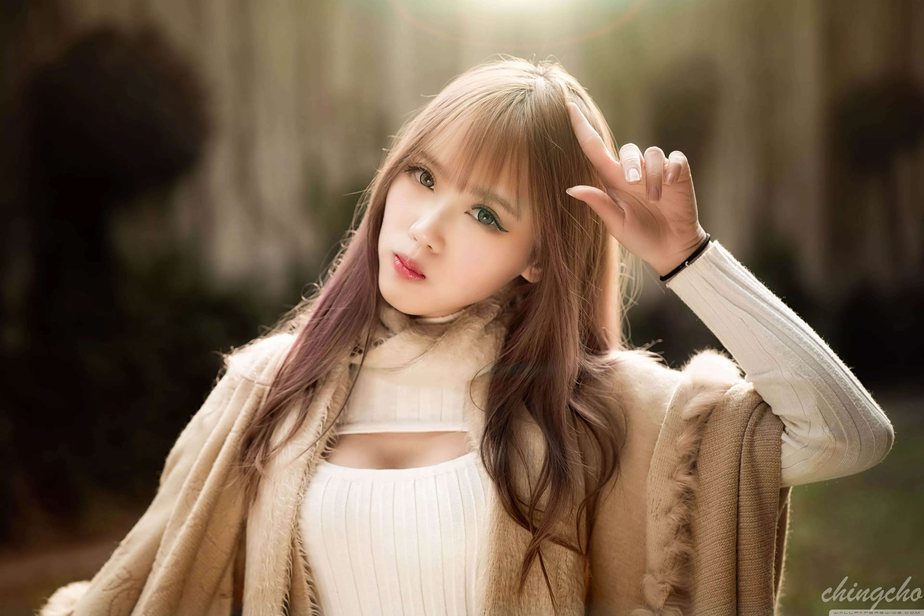 Asian Girl Posing Ultra HD Wallpaper