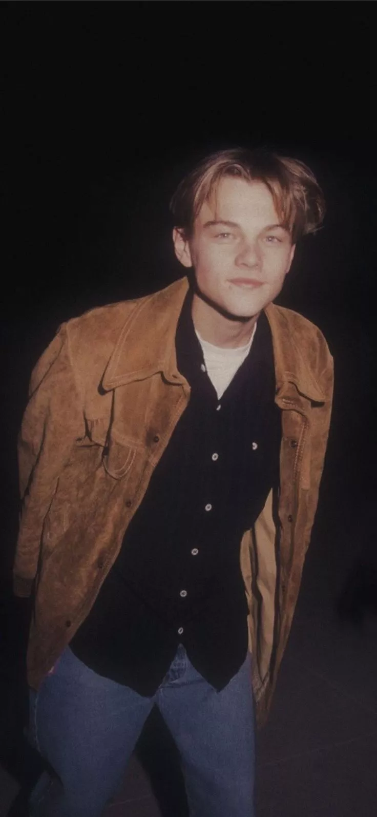 Young Leonardo DiCaprio Cave iPhone