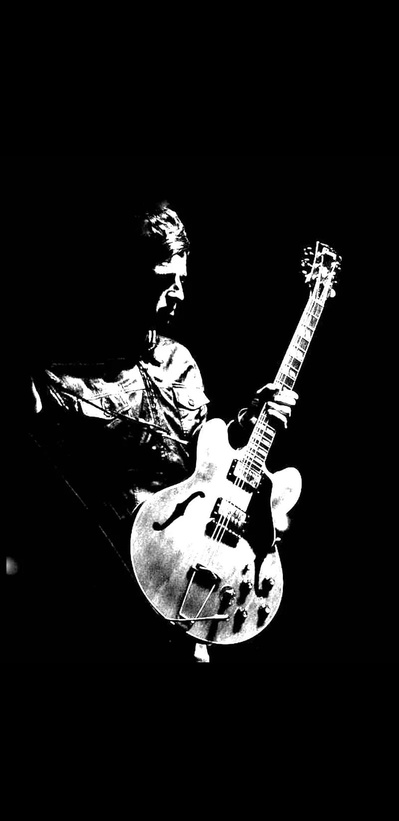 Noel Gallagher, birds, flying, guitar