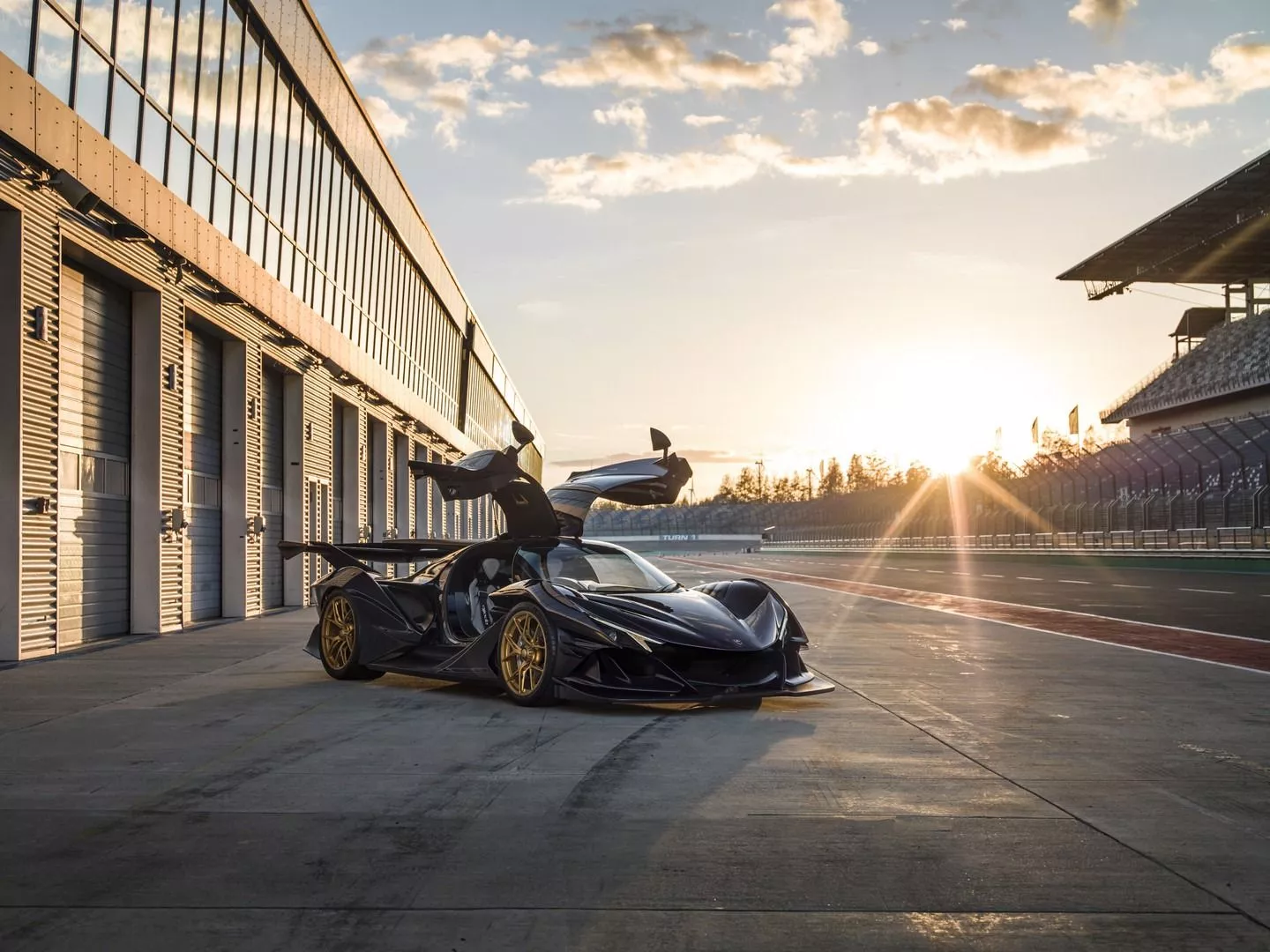 The Apollo Intensa Emozione