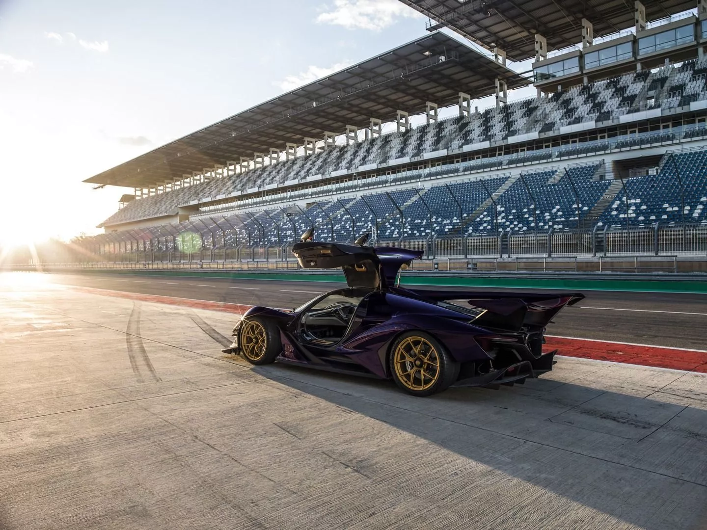 The Apollo Intensa Emozione