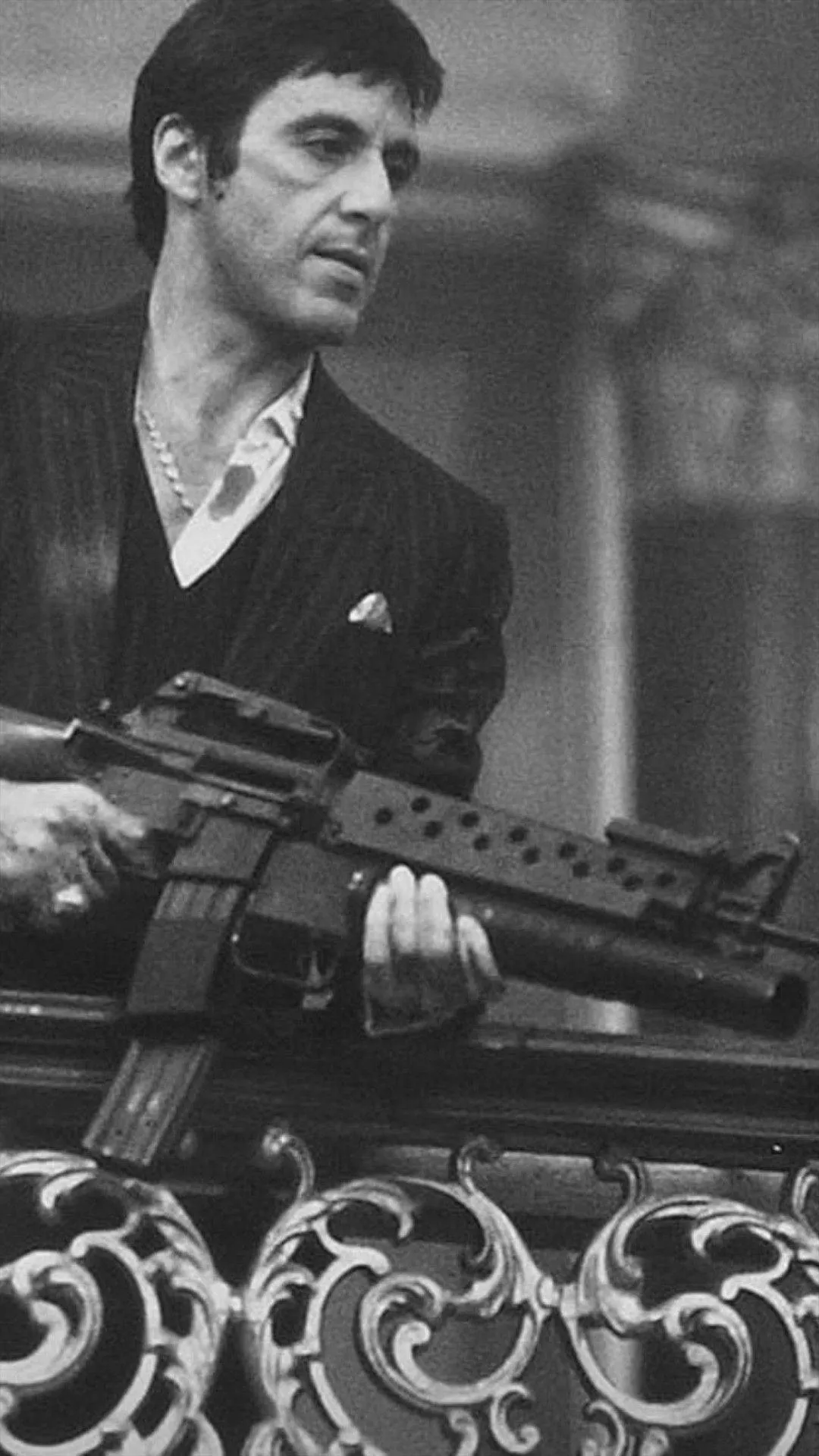 Al Pacino Scarface Gunfight