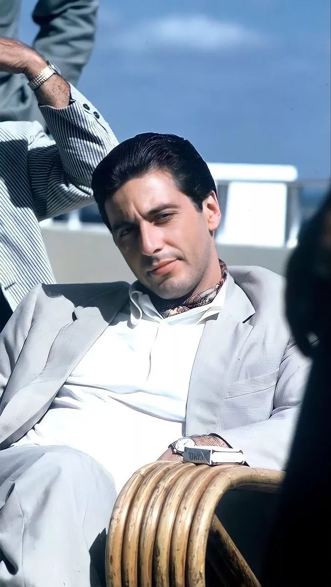 michael corleone 4k ios 16 wallpaper al