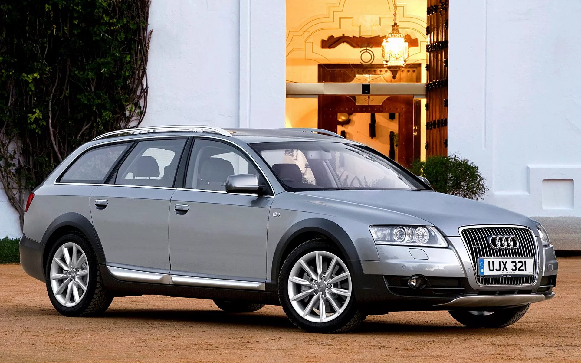 Audi A6 Allroad (UK)