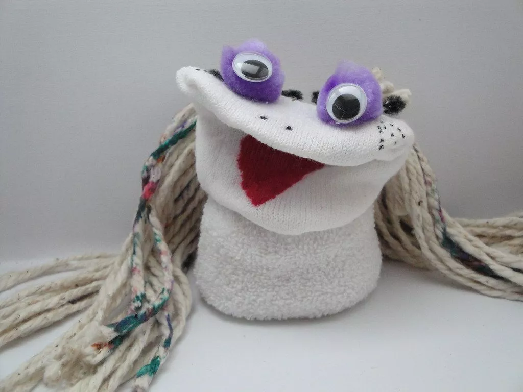 Hand Sock Puppet. Very easy project