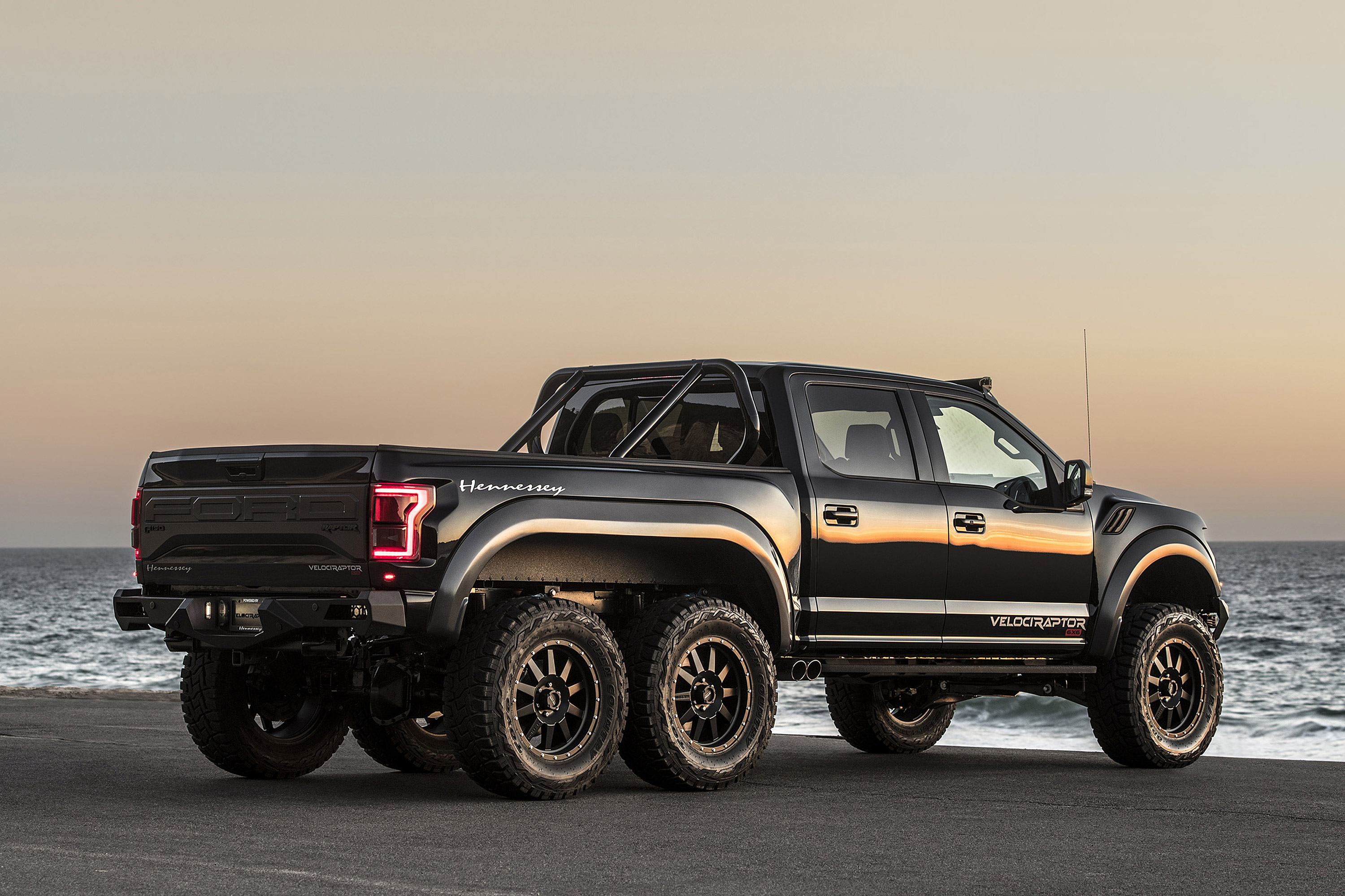 Download Black Car Ford Raptor Tuning