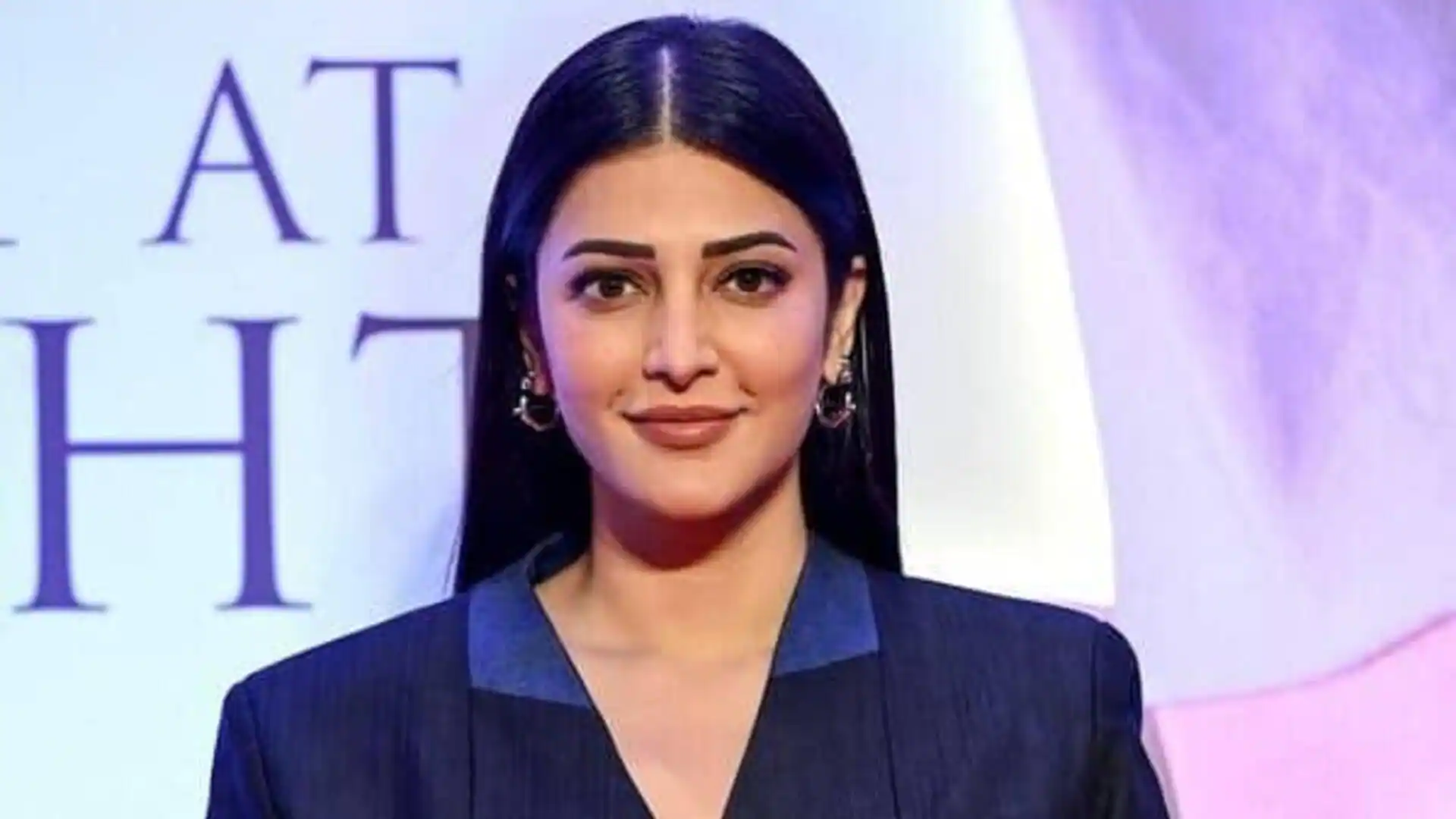 Shruti Haasan may join Vijay in 'Jana