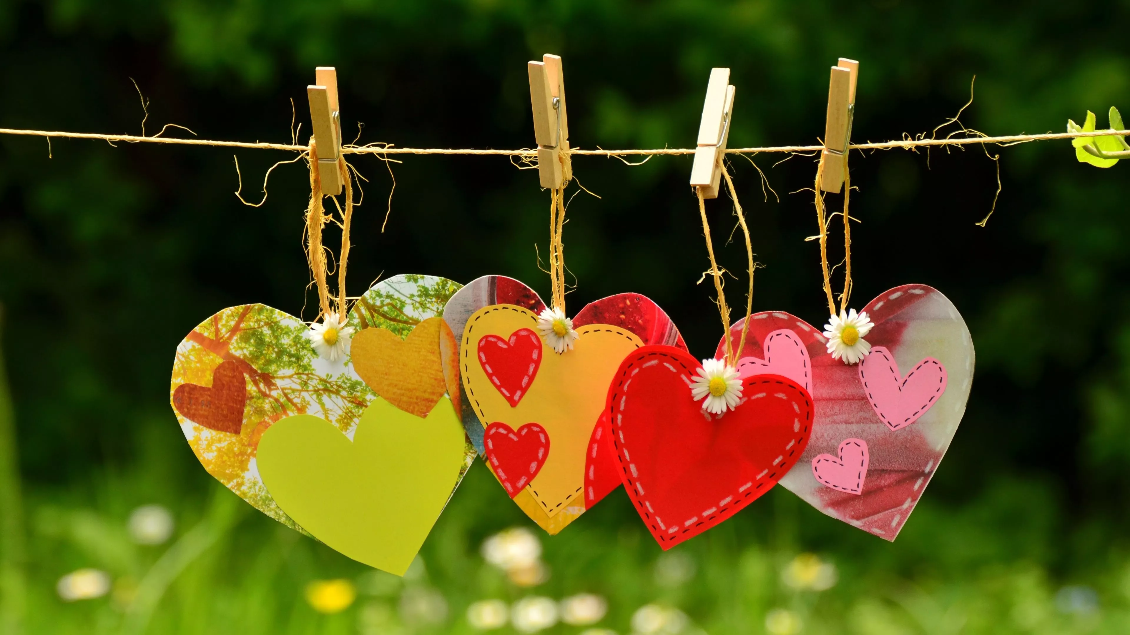 Hanging Hearts Wallpaper 4K, Clothespin