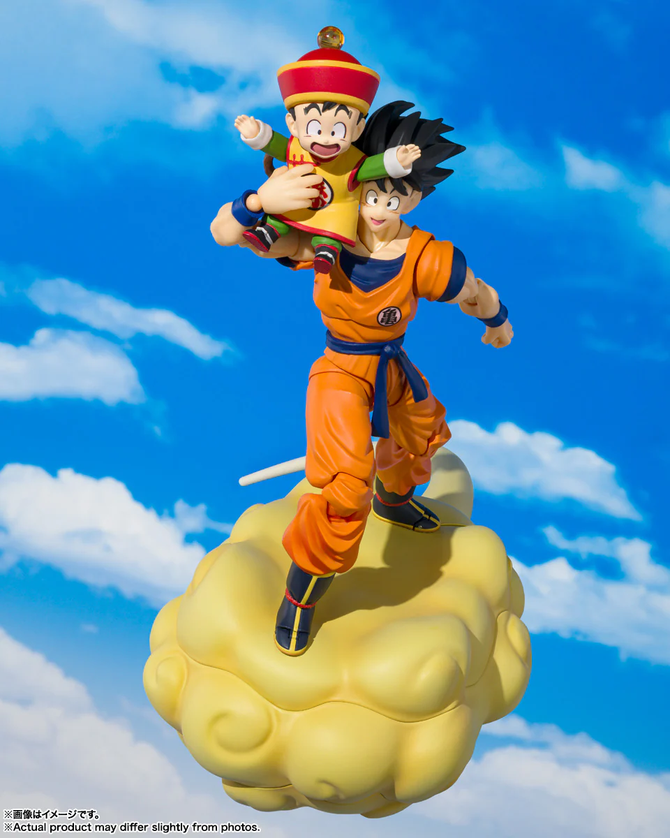Son Goku, Son Gohan (Kid) and Kintoun