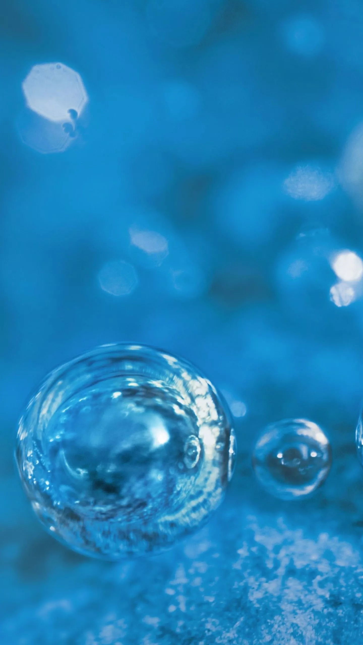 Water Bubbles In Light Blue Blur Bokeh