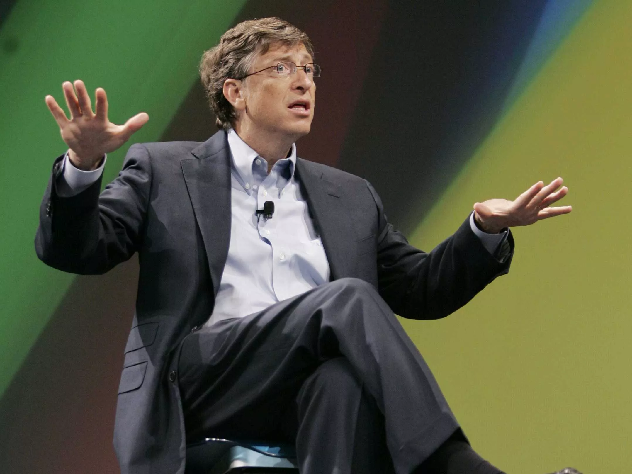 Bill Gates Condemns iPad, Says Lots Of