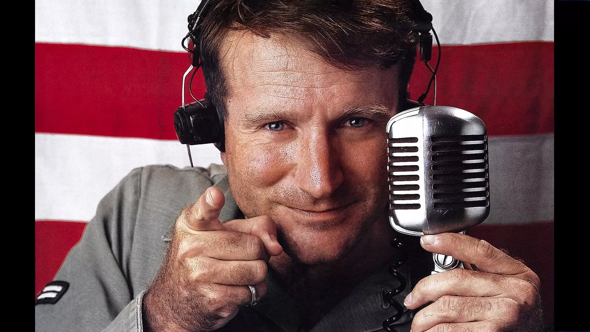 Vietnam War Radio Host HD Wallpaper