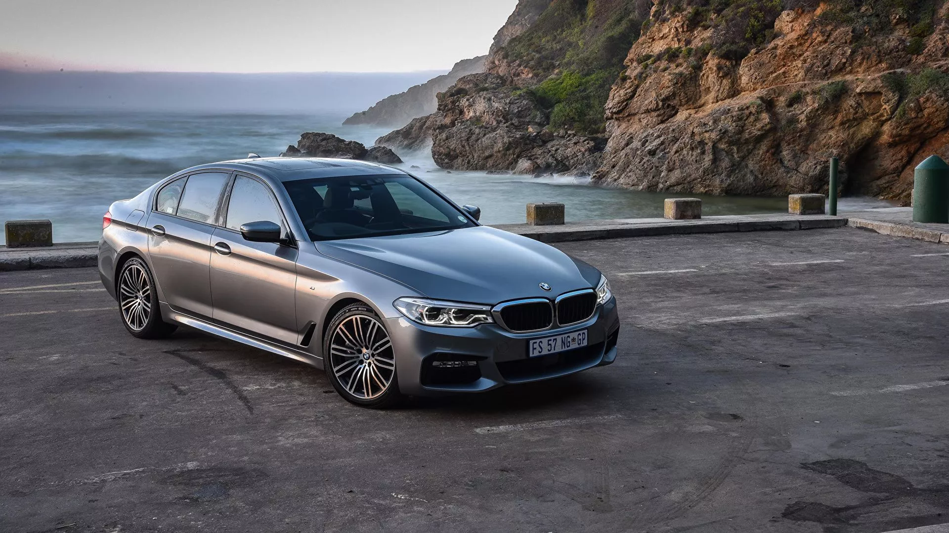 540i Sedan M Sport Grey auto 1920x1080