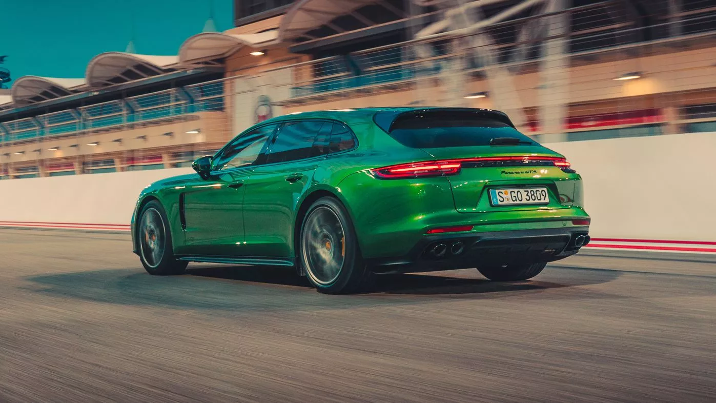 Porsche Panamera GTS Sport Turismo