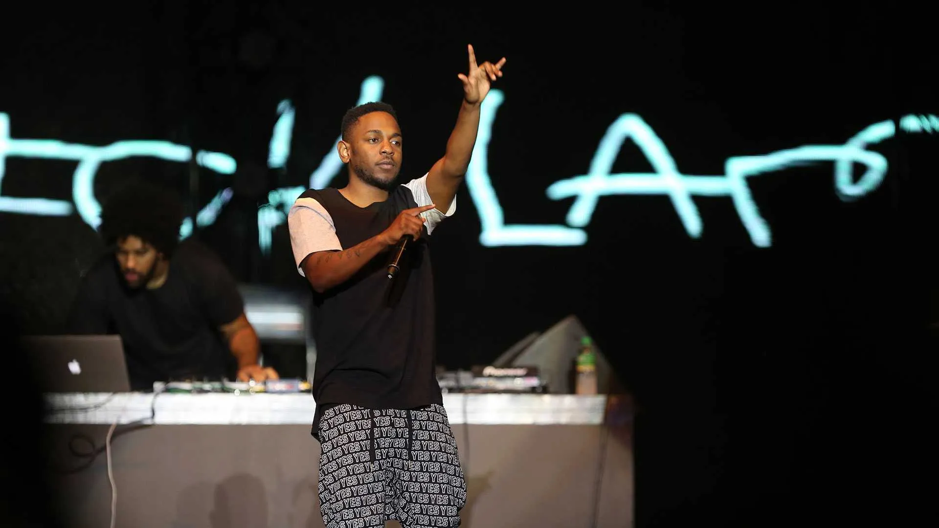 Grammys 2016 are all about R&B