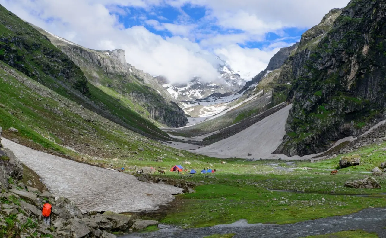 Hampta Pass Trek