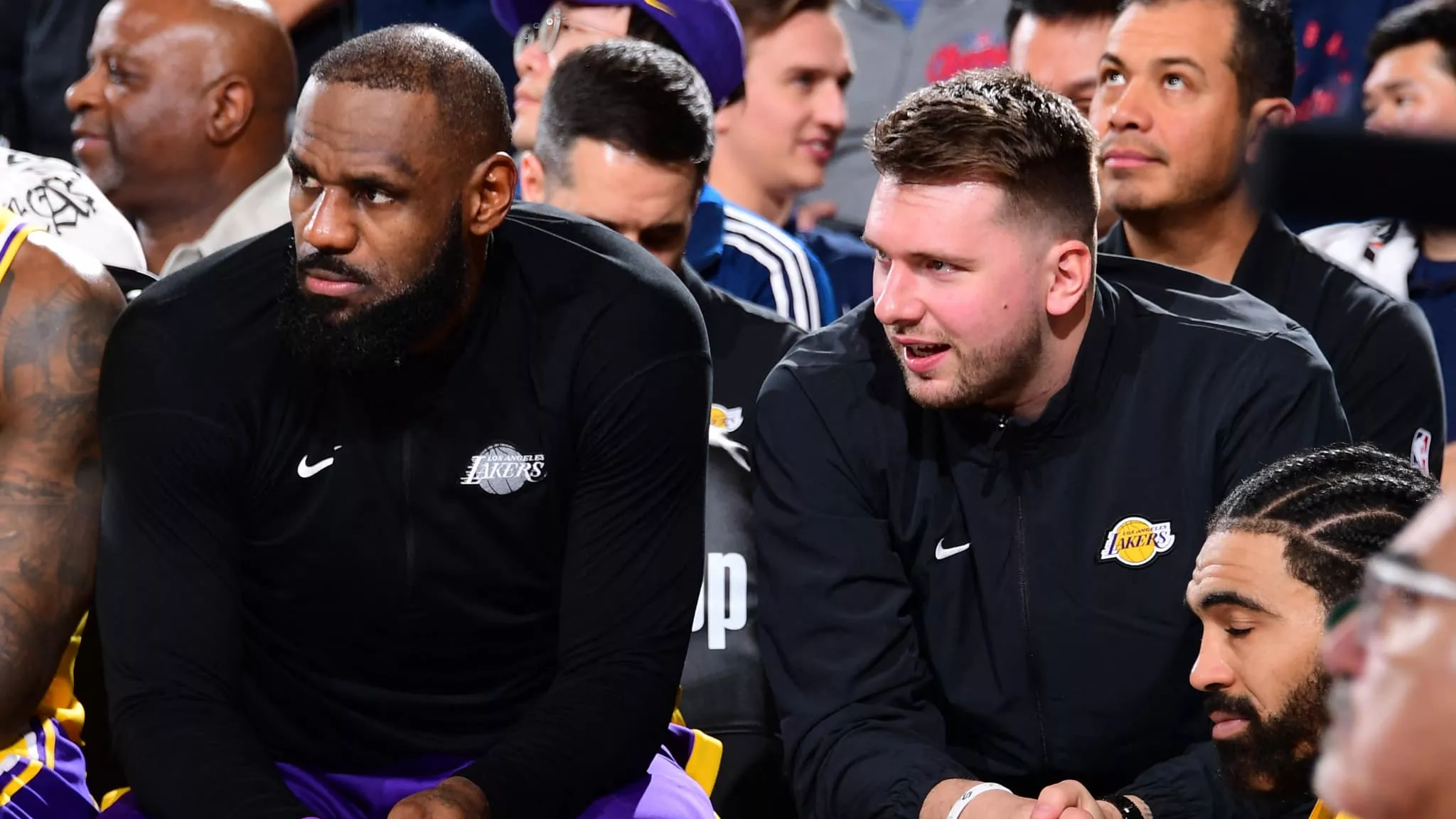 LeBron James avec Luka Doncic, les