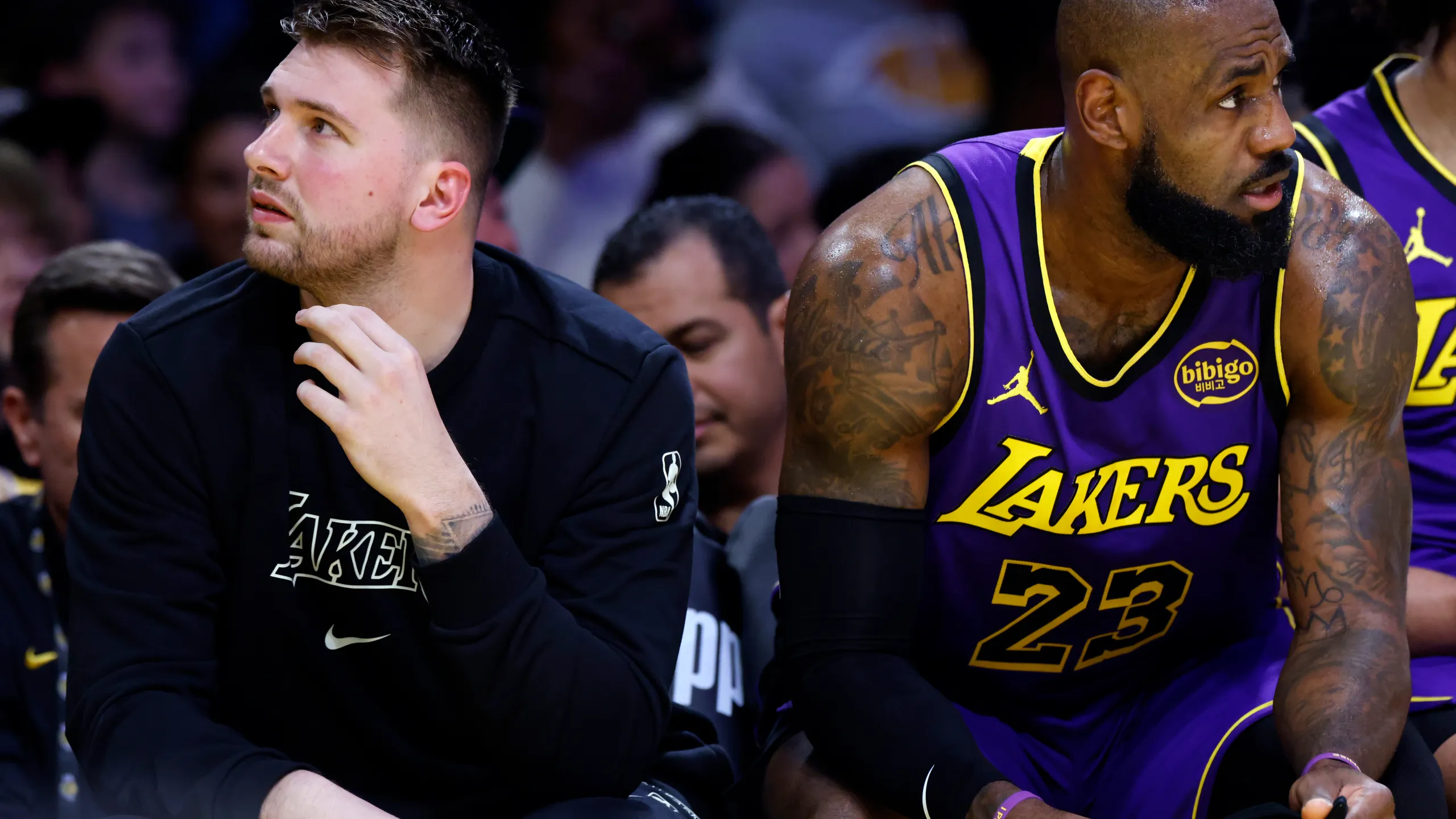LeBron James becomes oldest player to