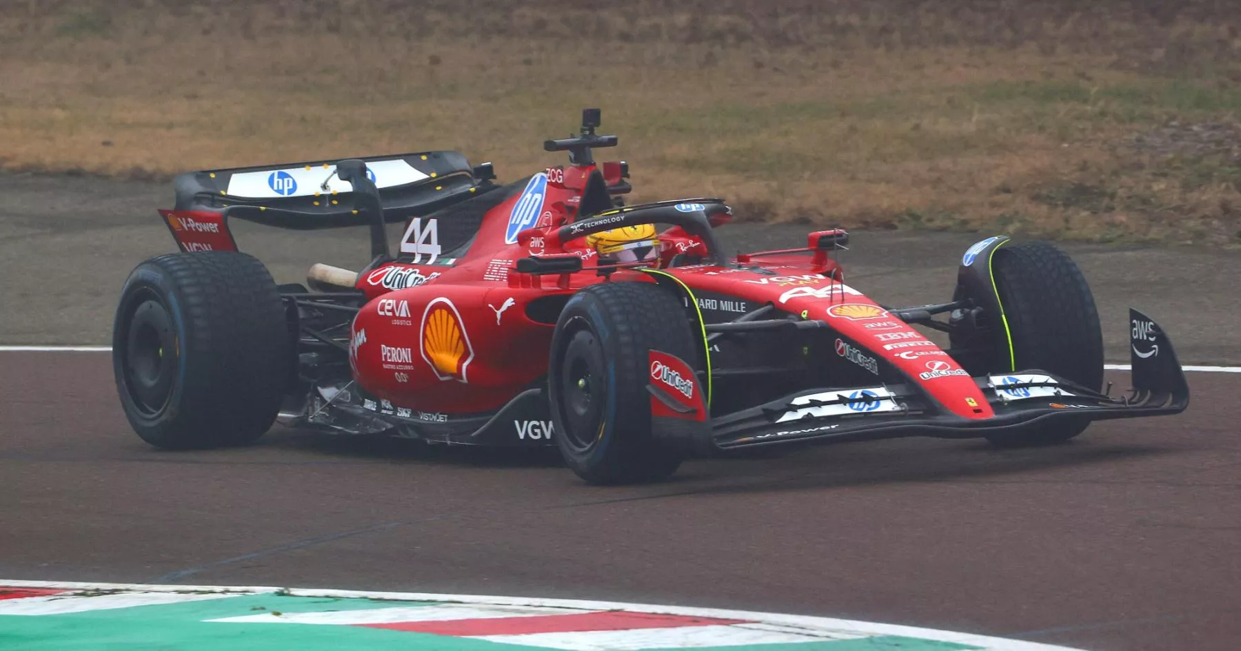 Hamilton makes Ferrari F1 debut