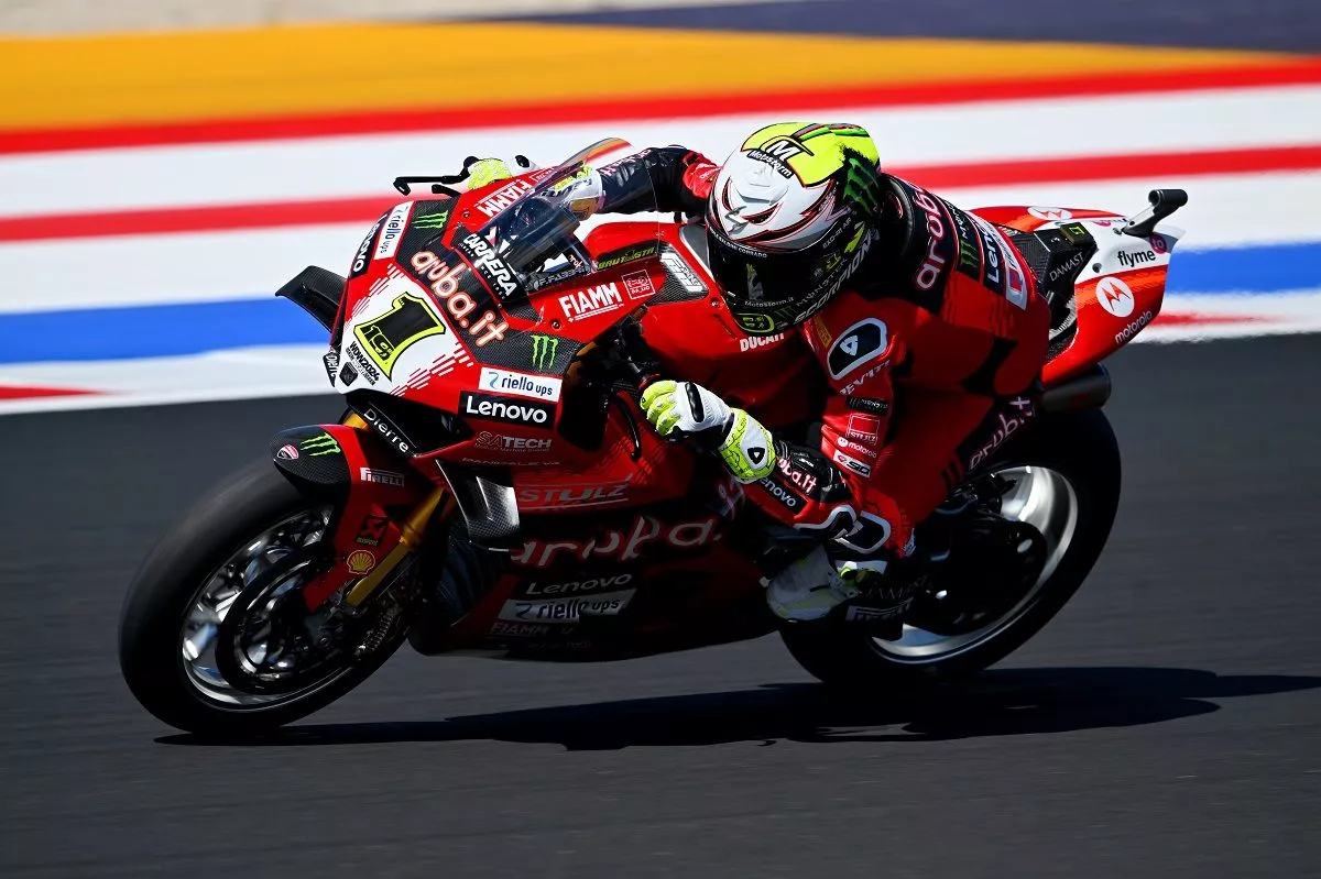 Álvaro Bautista a few weeks away