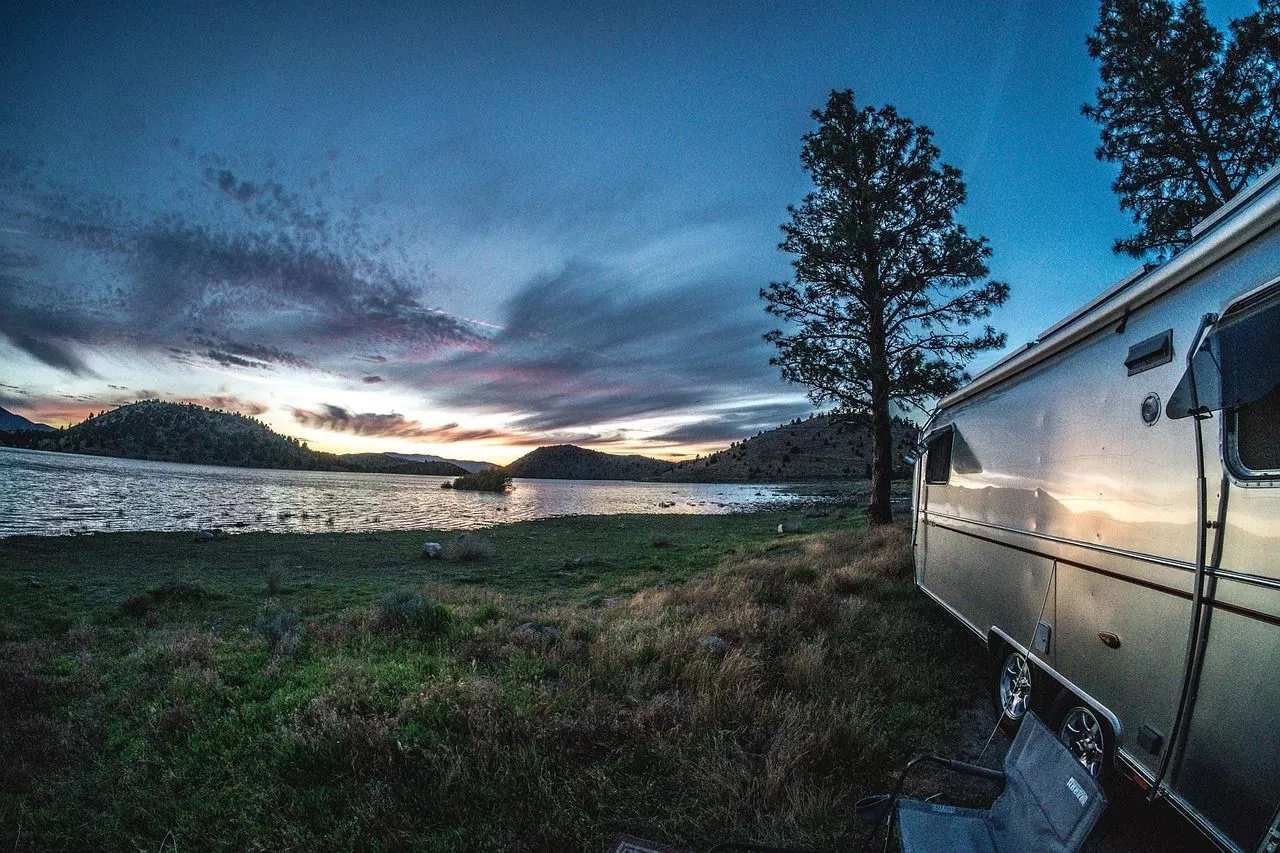 Free Airstream & Image