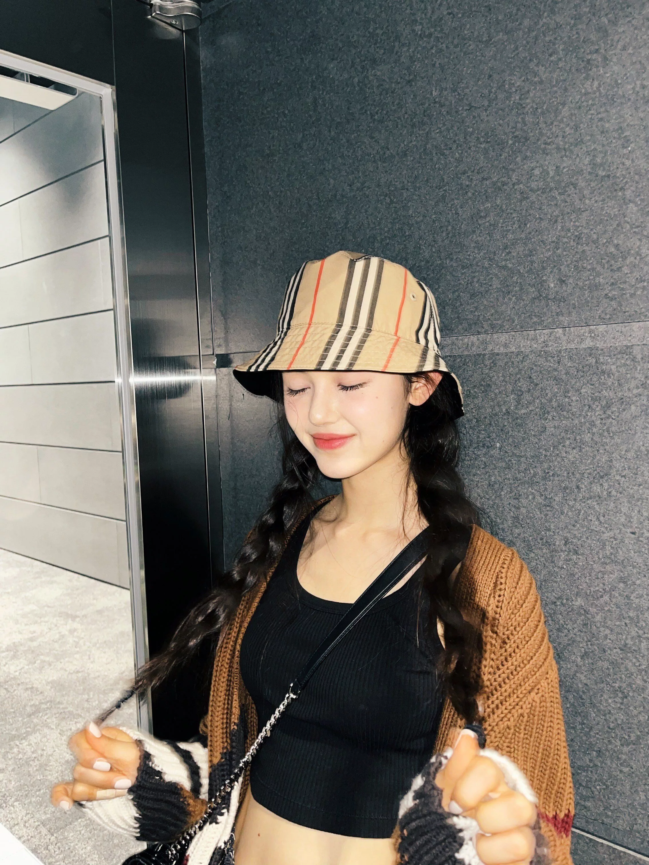 NewJeans Phoning Update