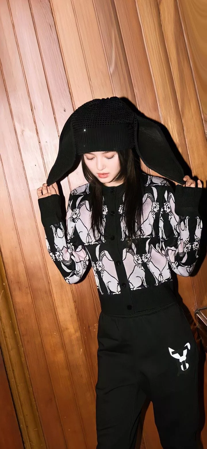 Danielle NewJeans HD wallpaper. Kpop