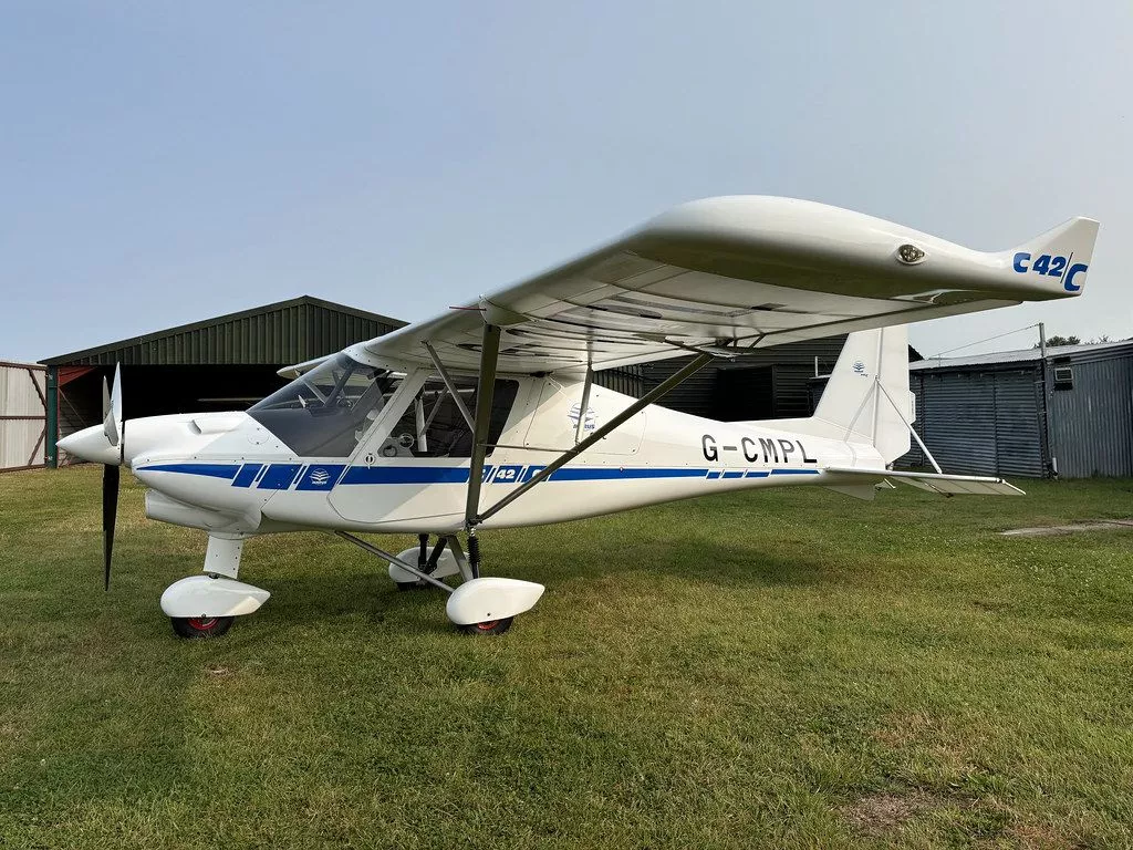 Ikarus C42 FB100 Charlie microlig