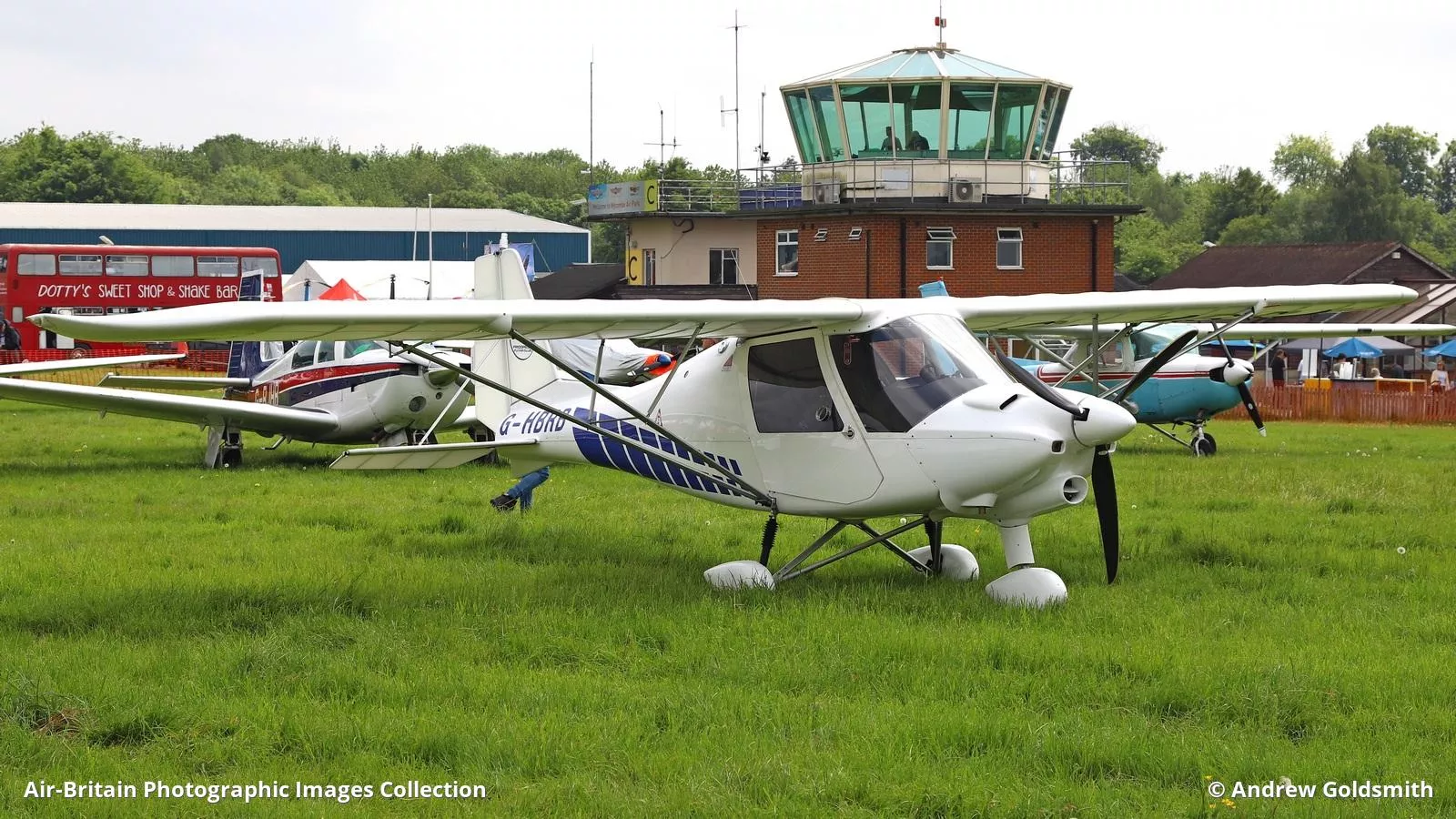 Aviation photographs of Comco Ikarus