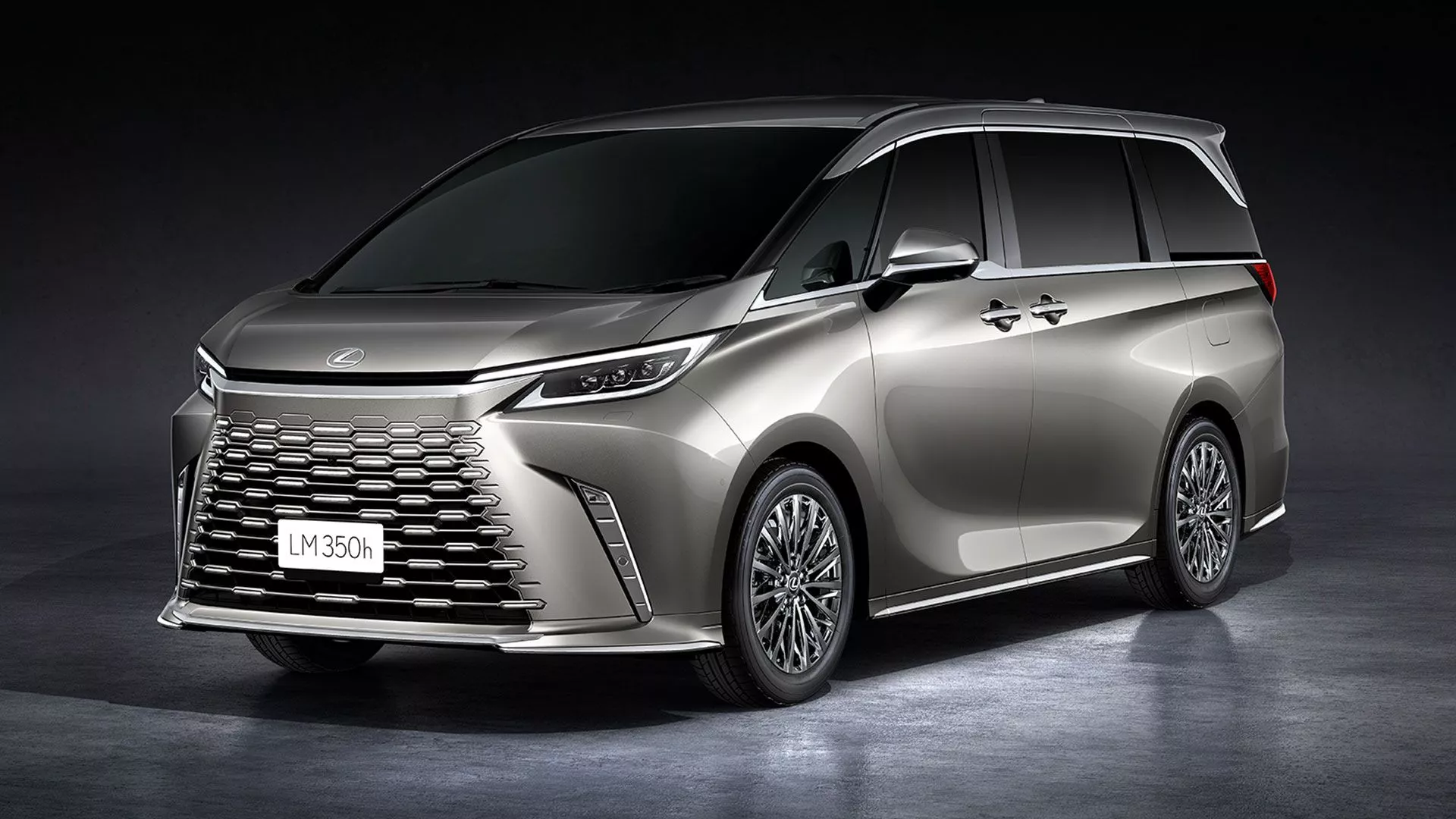 Lexus LM